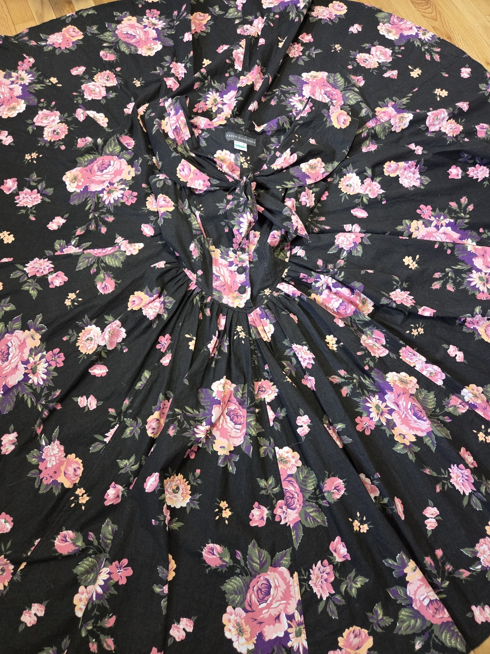 🌸 Vintage Karen Alexander Floral Dress – 1980s Statement Piece